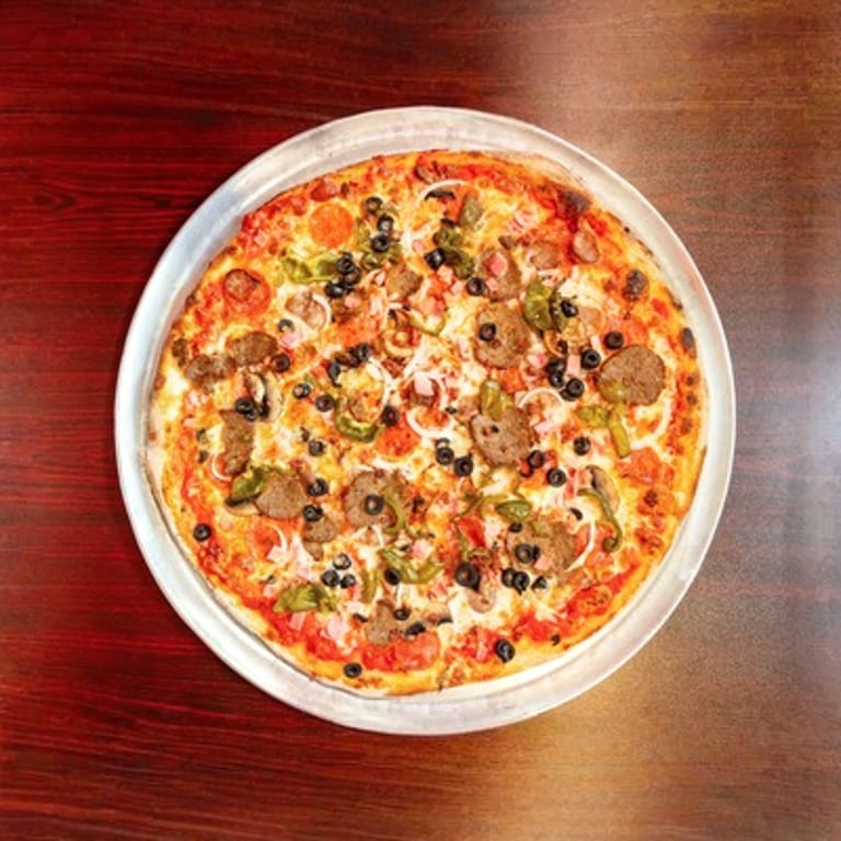 Savor Our Caprese Pizza