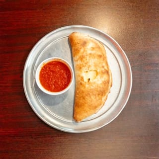Lunch Calzone